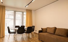 Готель Під Стріхою